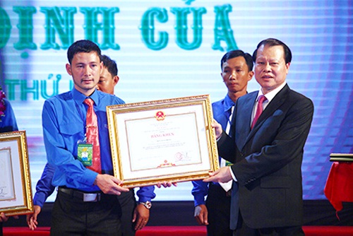 “VUA ONG” TRẺ ĐẤT BẮC VÀ HÀNH TRÌNH CHINH PHỤC THỊ TRƯỜNG MỸ